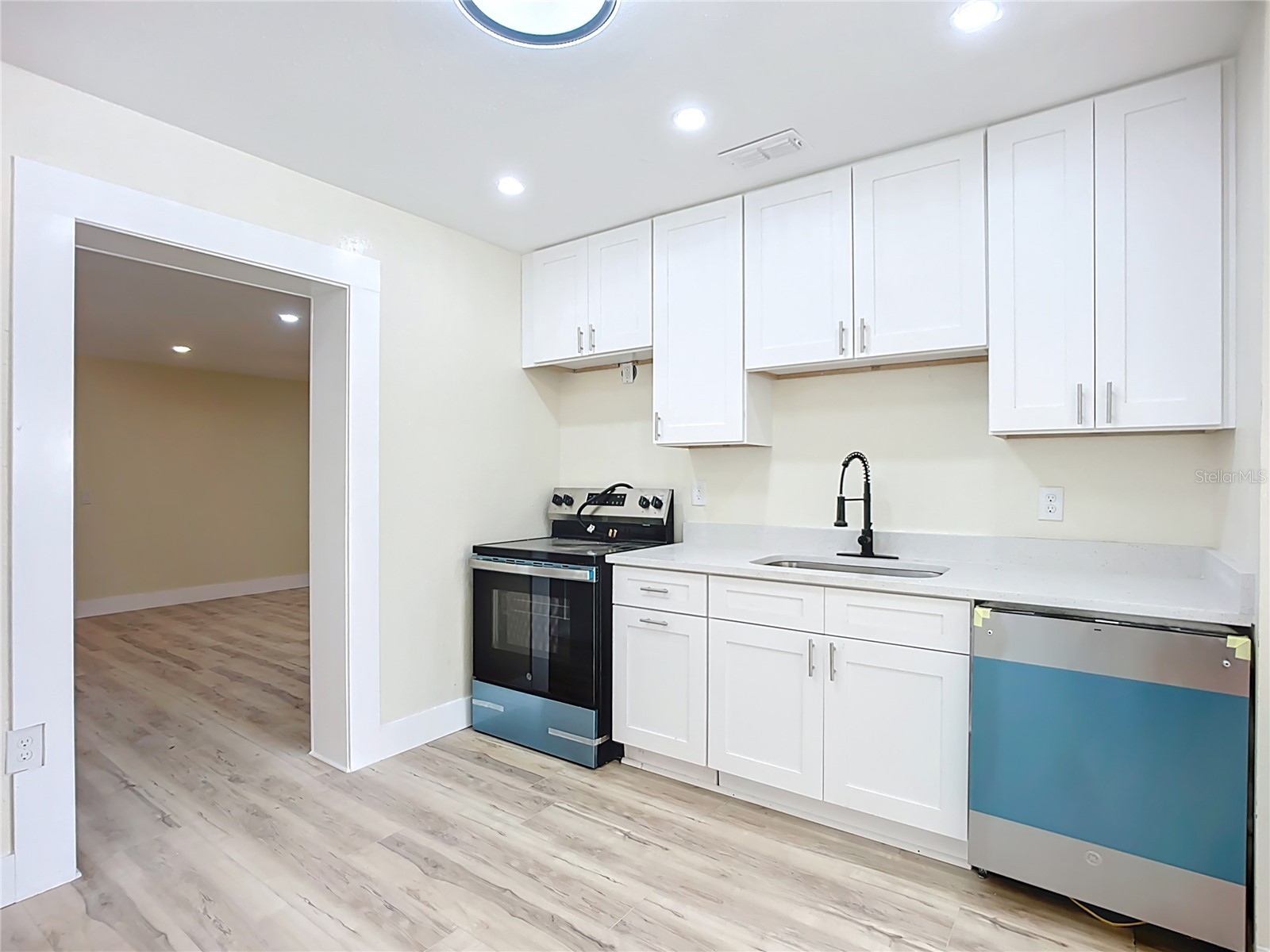 4513 W Gray Street Tampa FL 33609 TB8509519 image4
