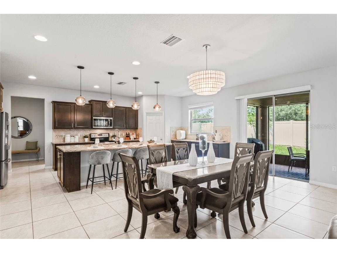 4514 Highfalls Drive Valrico FL 33594 W7878431 image12