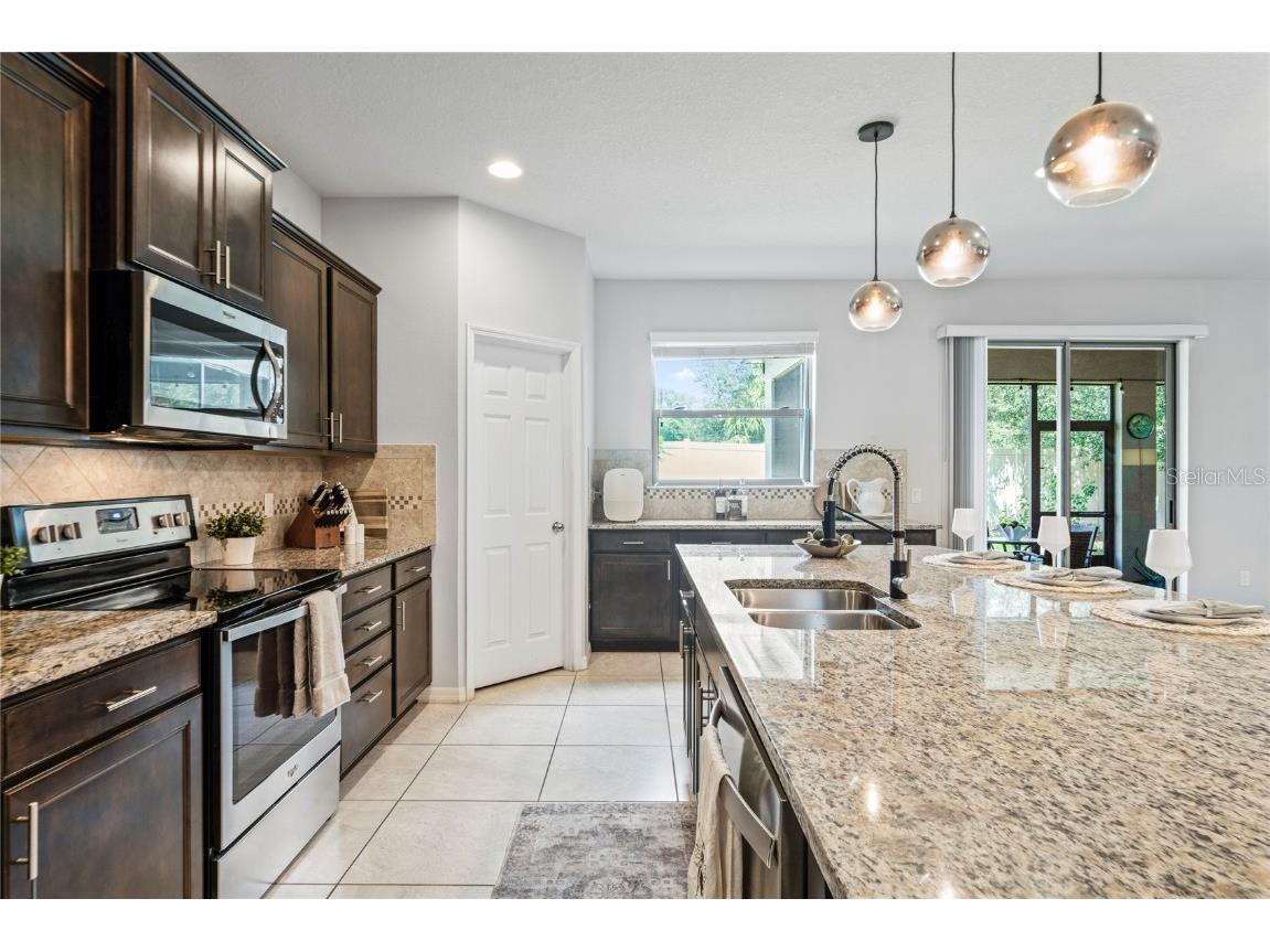 4514 Highfalls Drive Valrico FL 33594 W7878431 image15