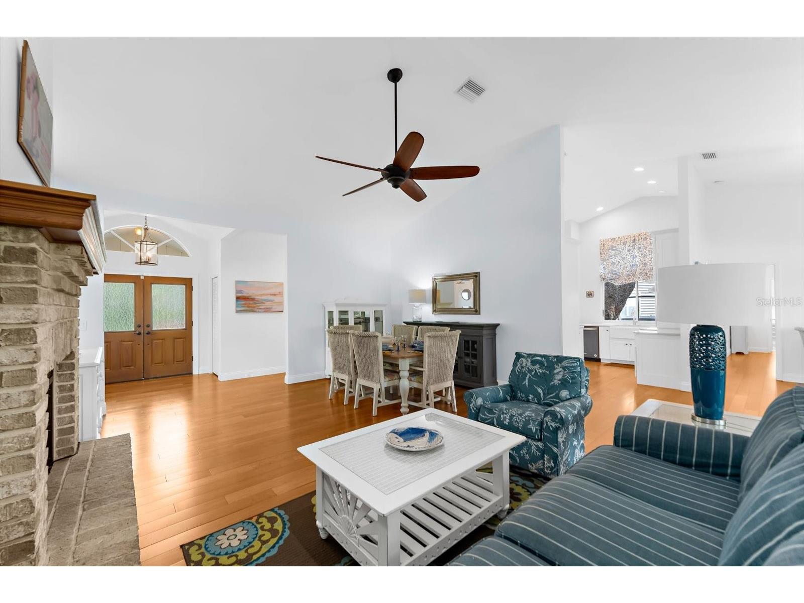 4514 Trails Drive Sarasota FL 34232 A4676981 image10