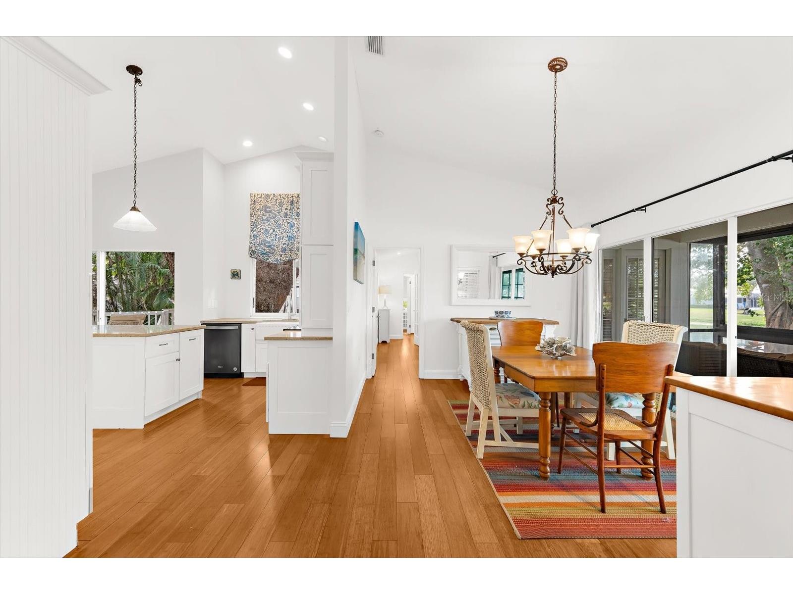 4514 Trails Drive Sarasota FL 34232 A4676981 image12