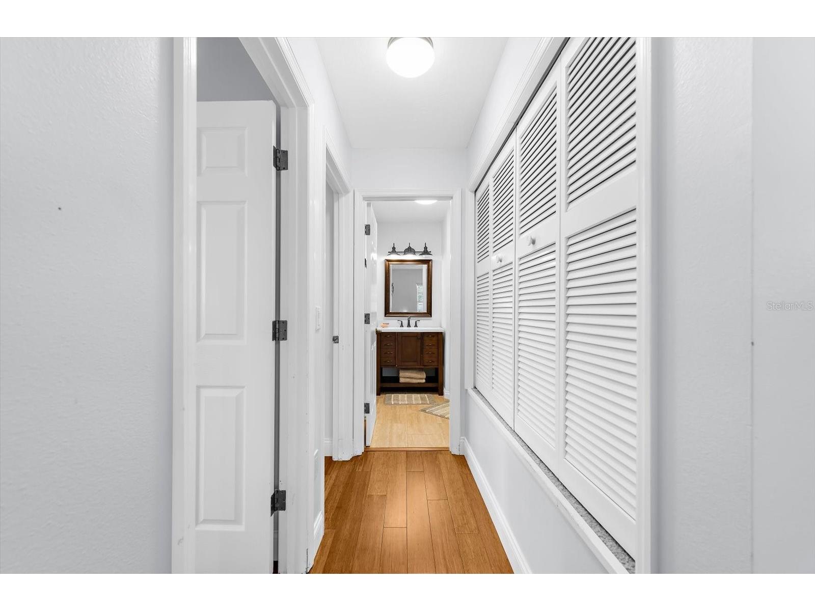 4514 Trails Drive Sarasota FL 34232 A4676981 image27