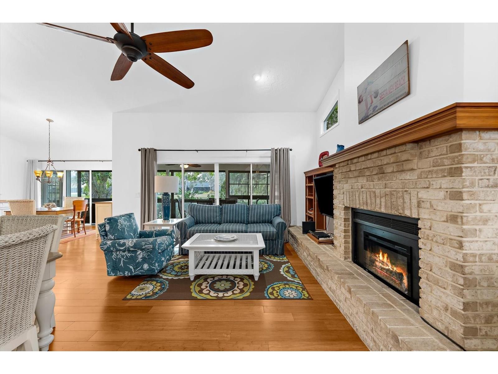 4514 Trails Drive Sarasota FL 34232 A4676981 image7