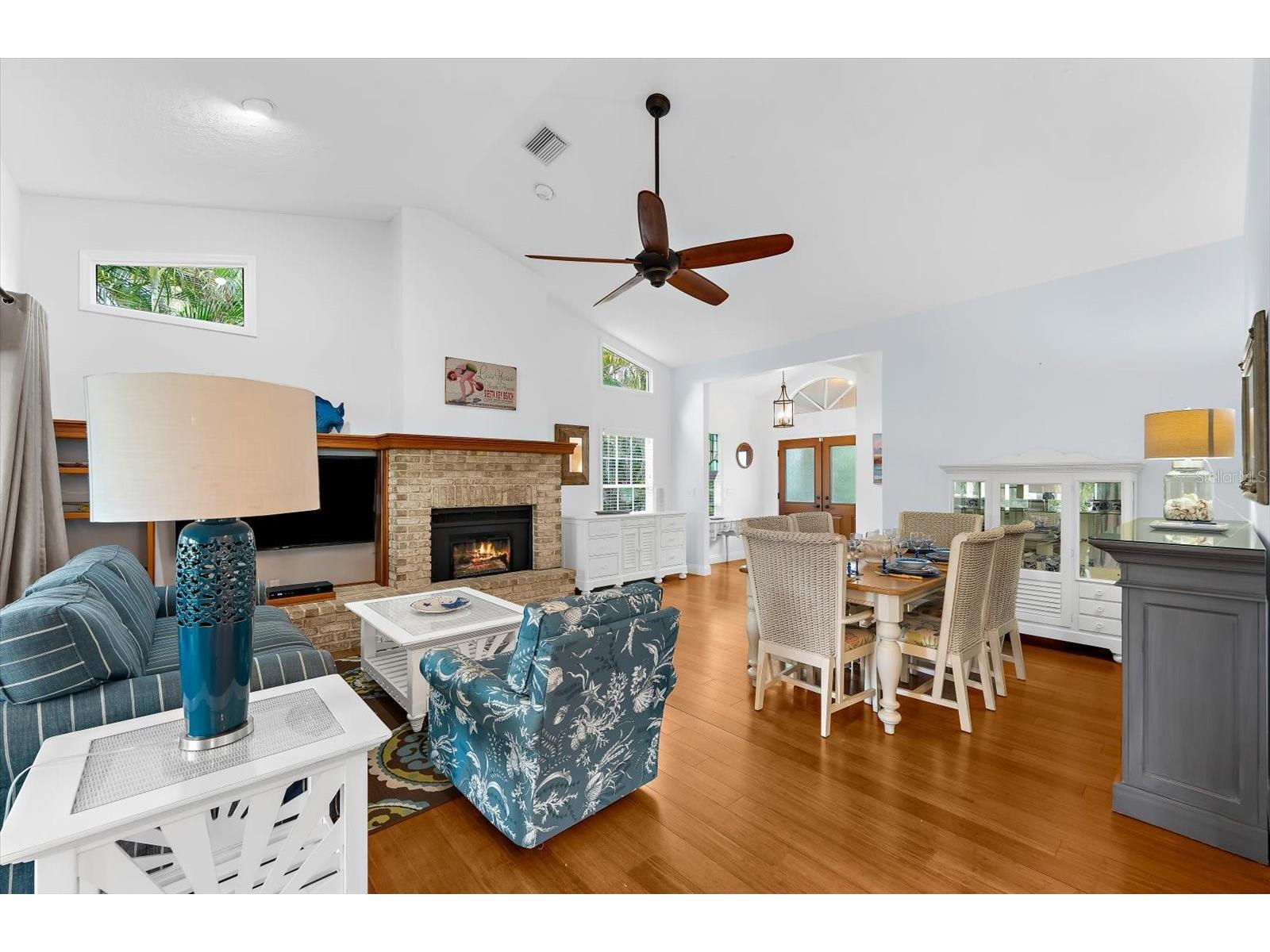 4514 Trails Drive Sarasota FL 34232 A4676981 image8