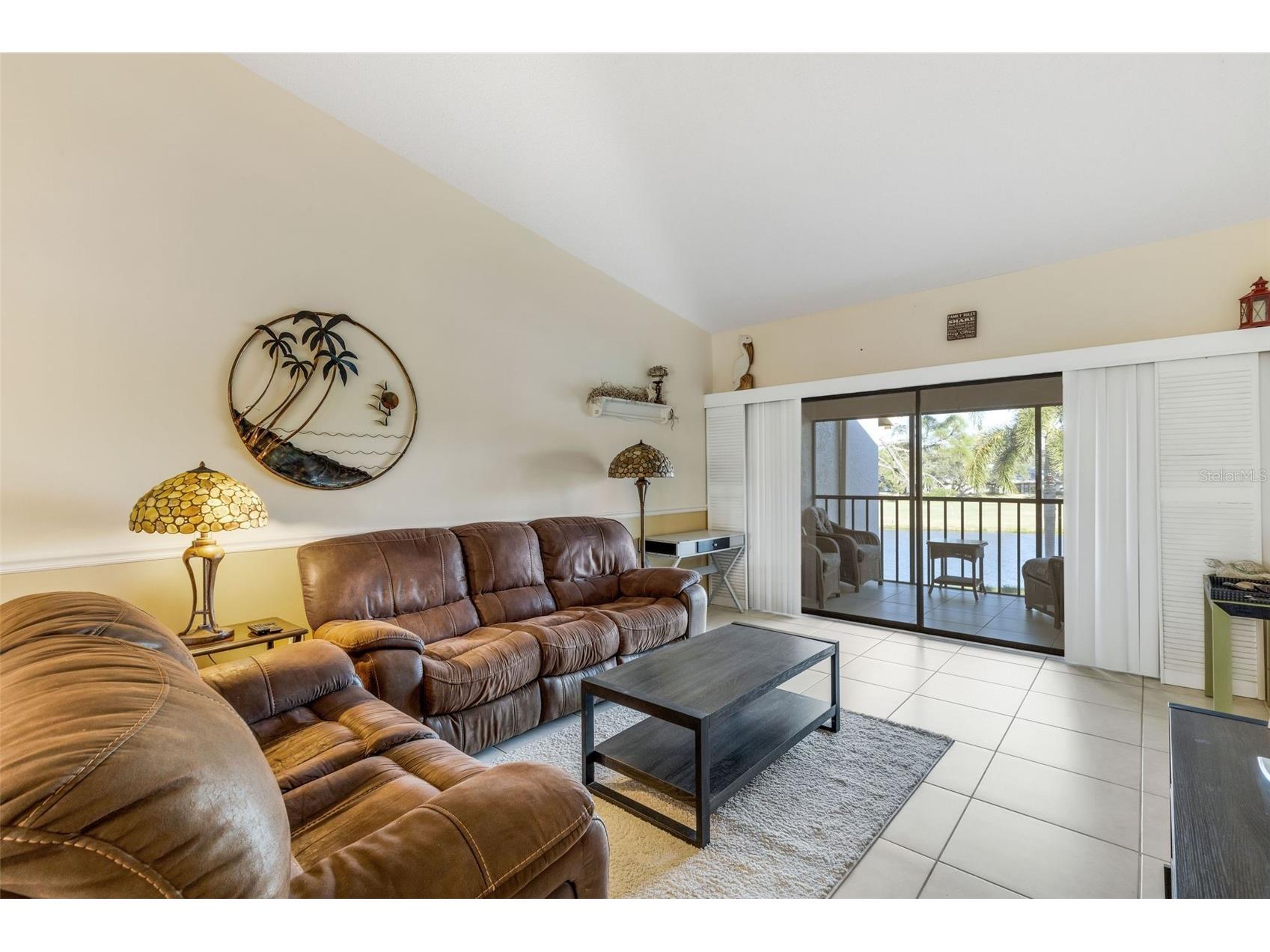 4514 Weybridge #54 Sarasota FL 34235 A4680970 image16