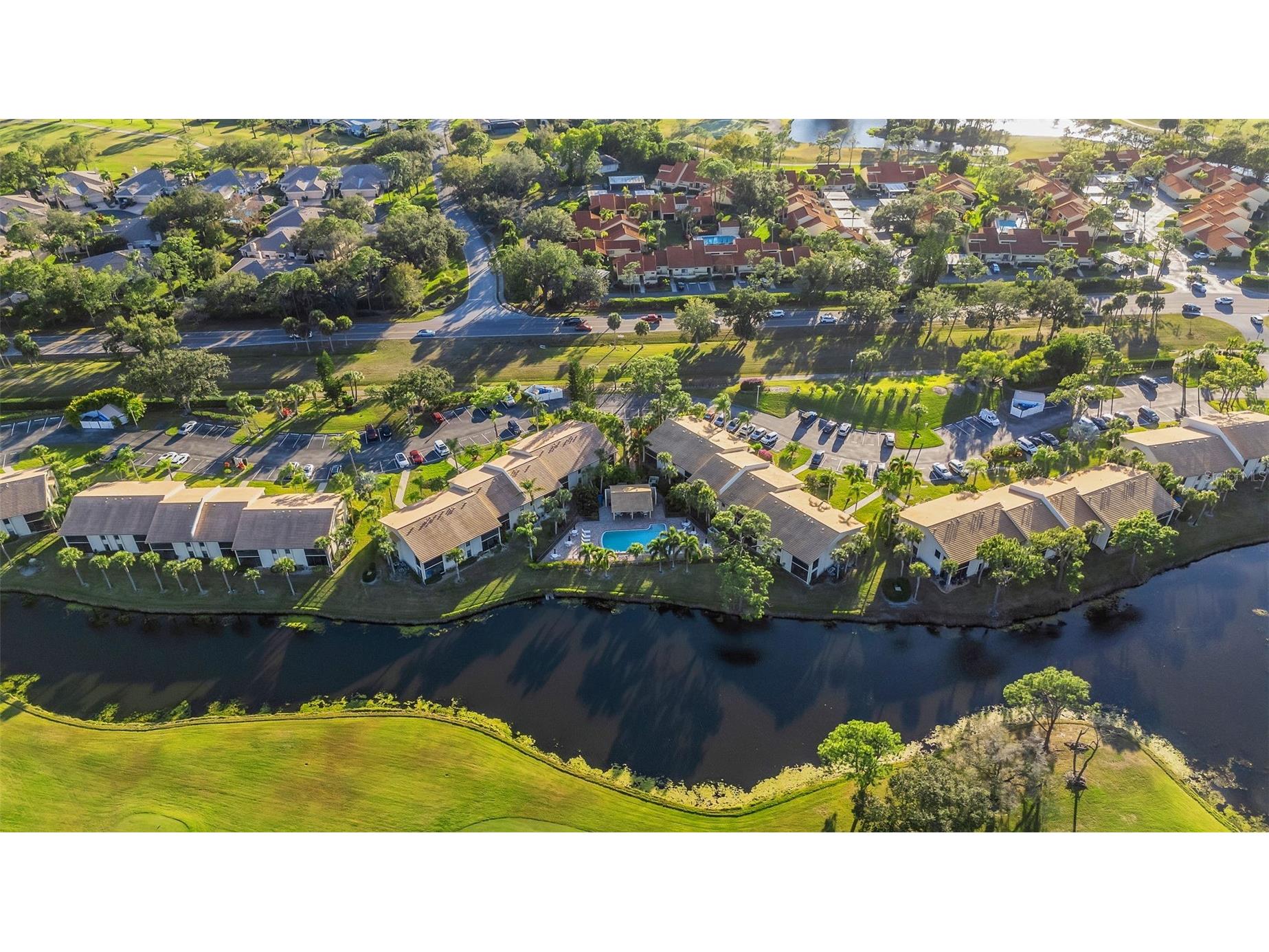 4514 Weybridge #54 Sarasota FL 34235 A4680970 image40