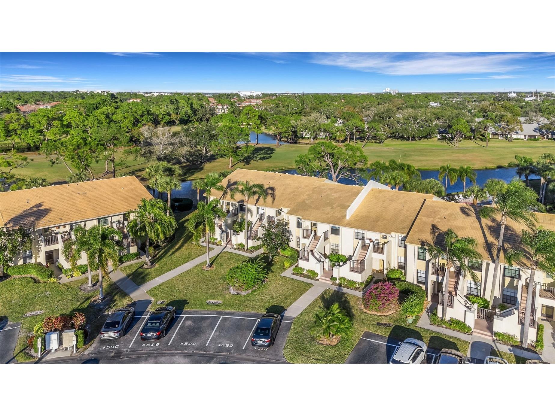 4514 Weybridge #54 Sarasota FL 34235 A4680970 image43