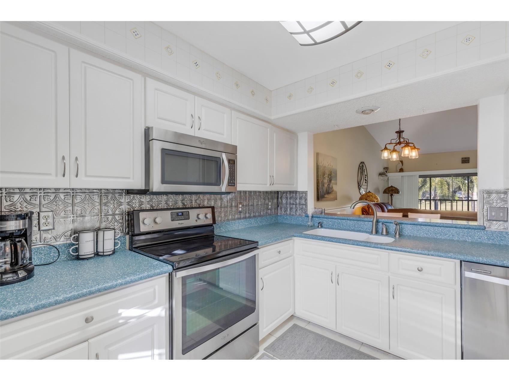 4514 Weybridge #54 Sarasota FL 34235 A4680970 image6