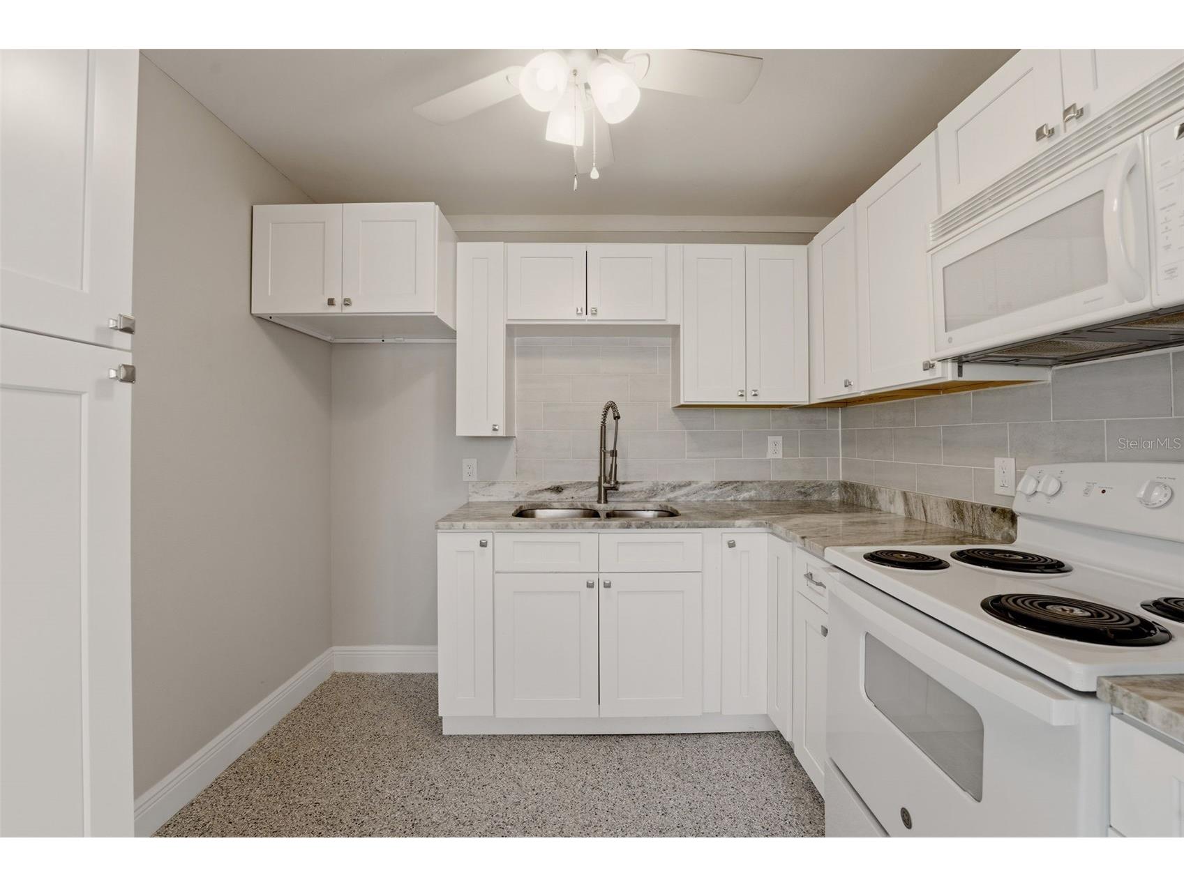4515-4517 103rd Street Court W Bradenton FL 34210 A4689952 image26