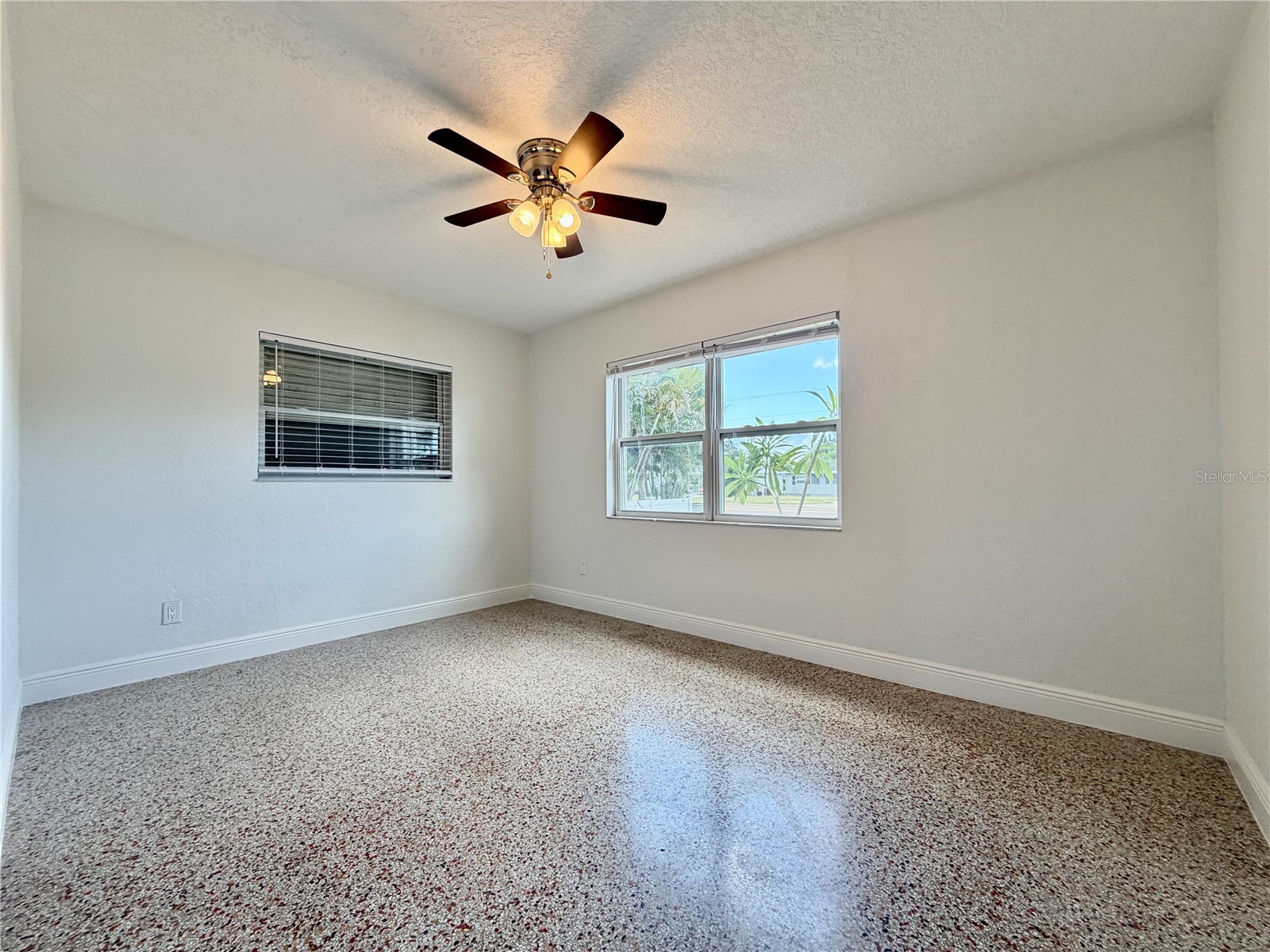 4515 54th Avenue N Saint Petersburg FL 33714 TB8527337 image12