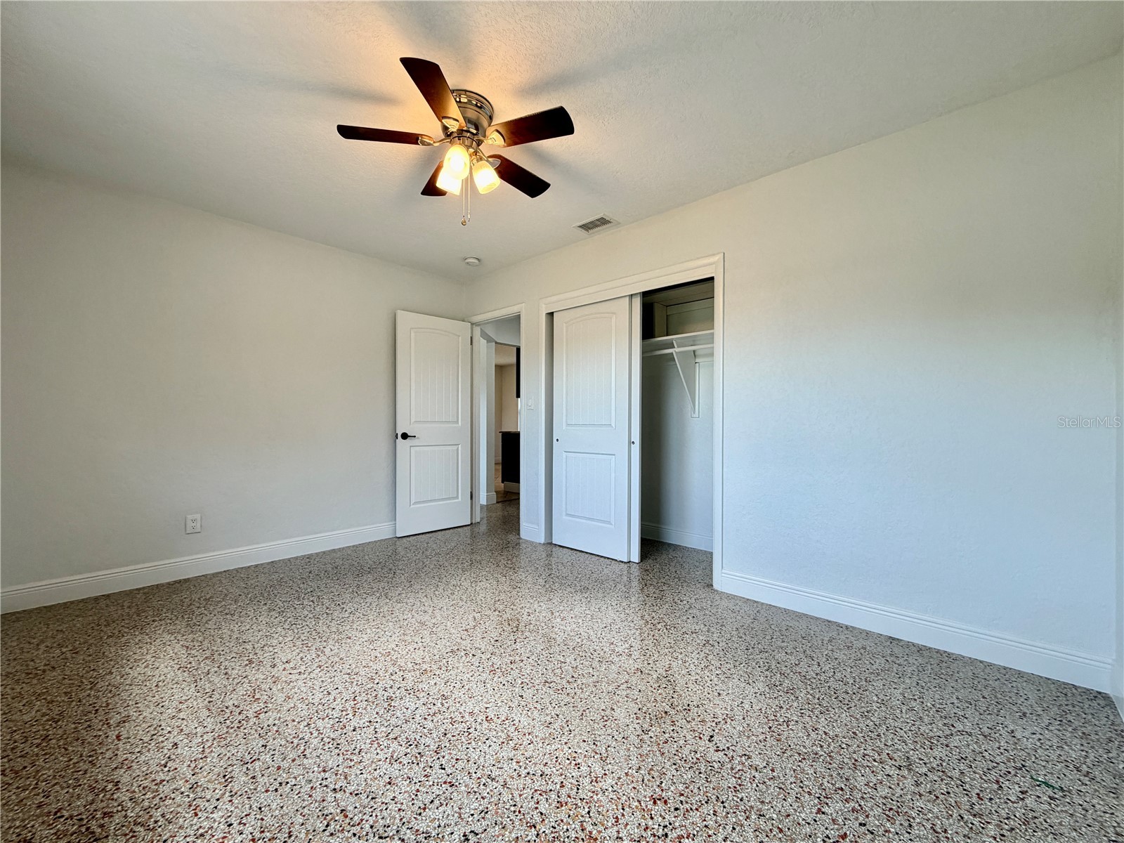 4515 54th Avenue N Saint Petersburg FL 33714 TB8527337 image13