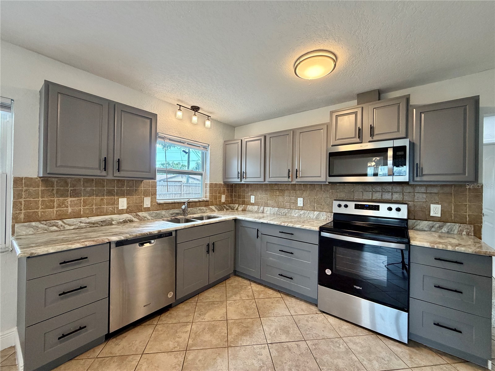 4515 54th Avenue N Saint Petersburg FL 33714 TB8527337 image5