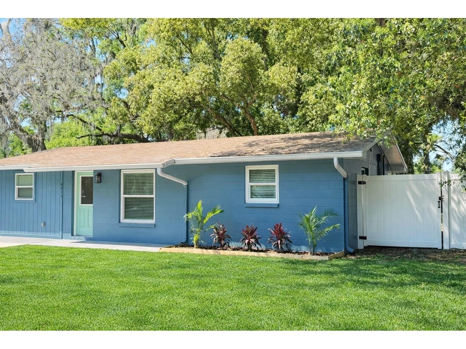 4515 5th Street Zephyrhills FL 33542 TB8491438 image2