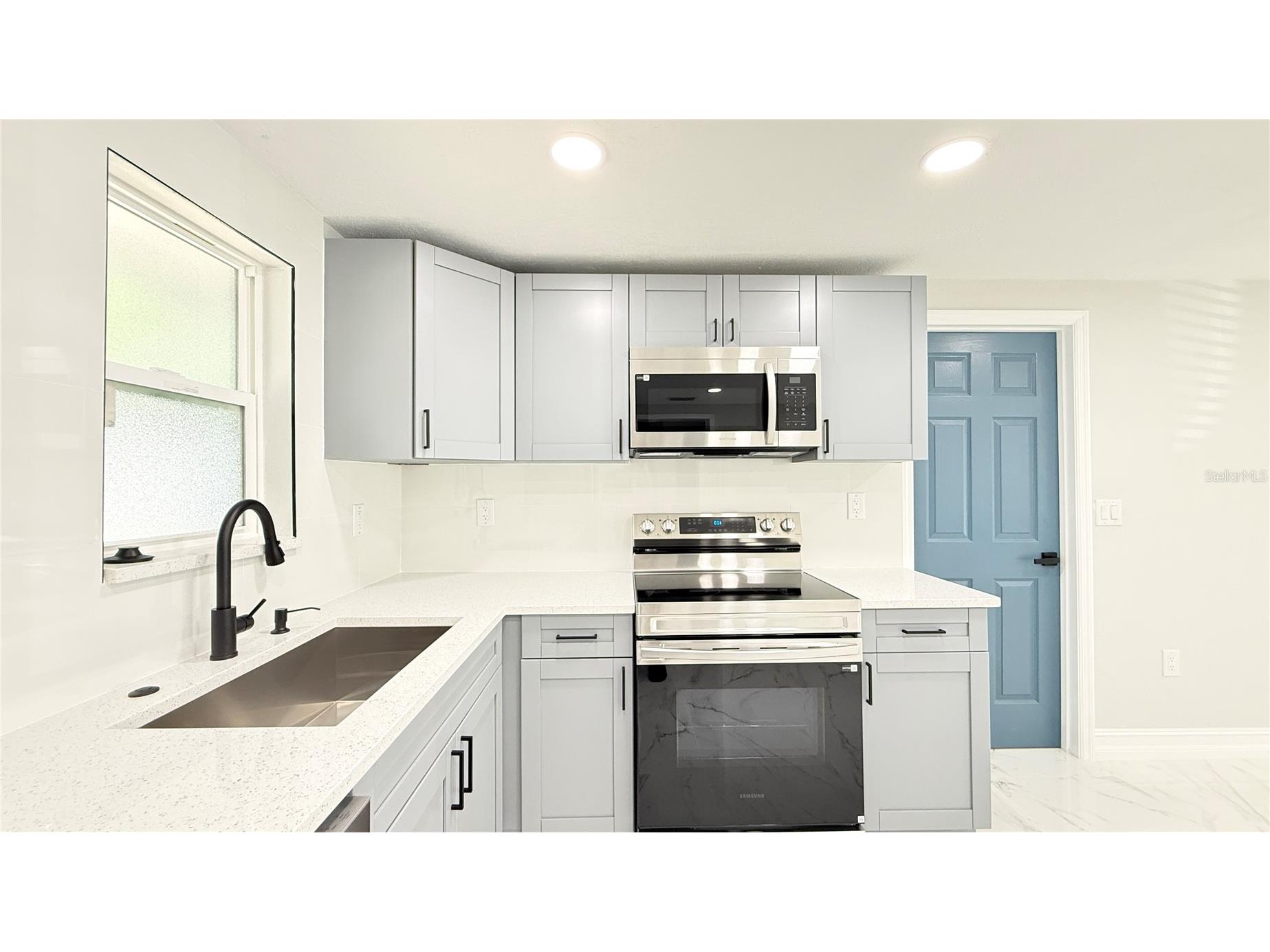 4515 5th Street Zephyrhills FL 33542 TB8491438 image4