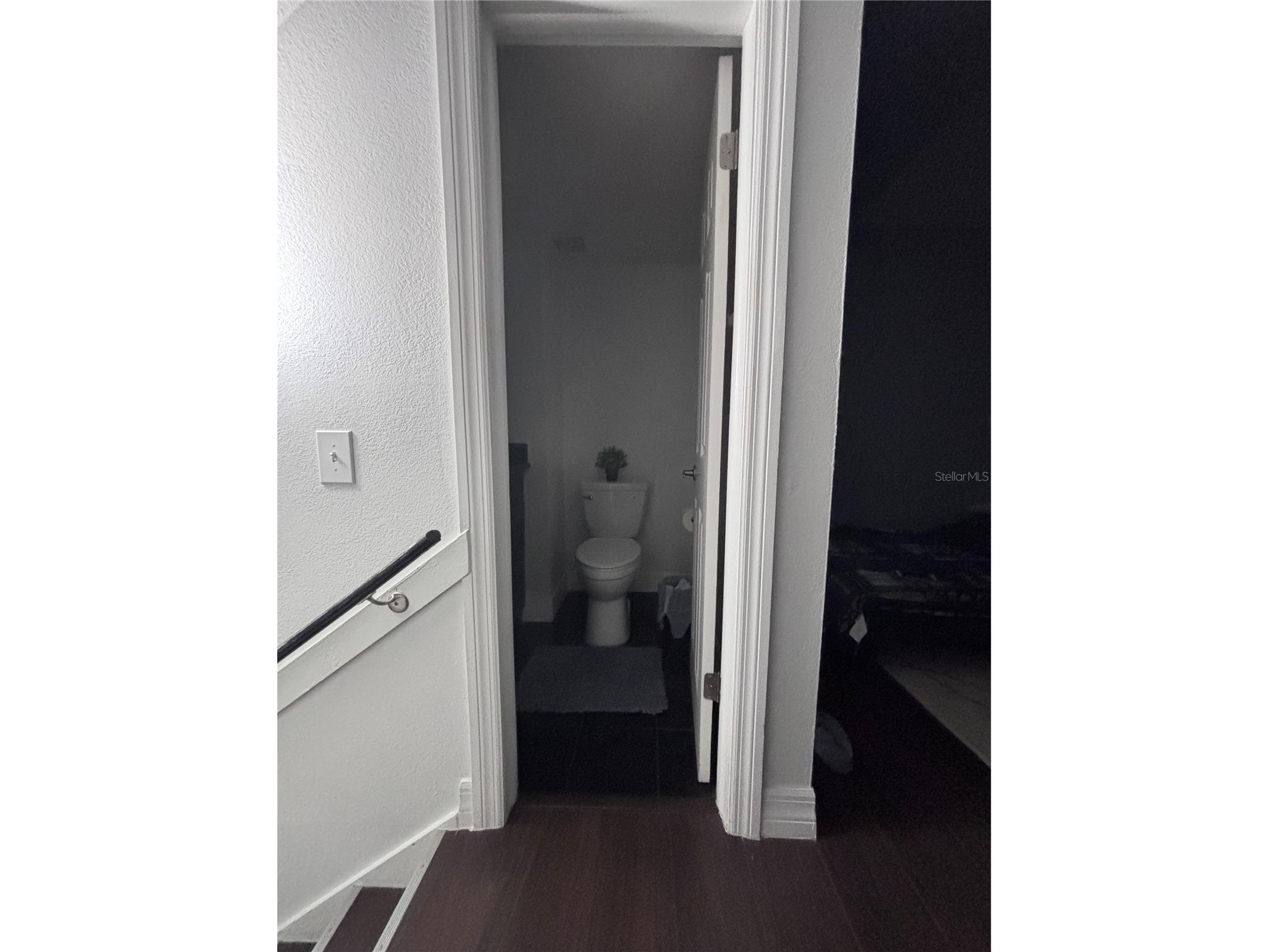 4515 La Capri Court Tampa FL 33611 A4695876 image4