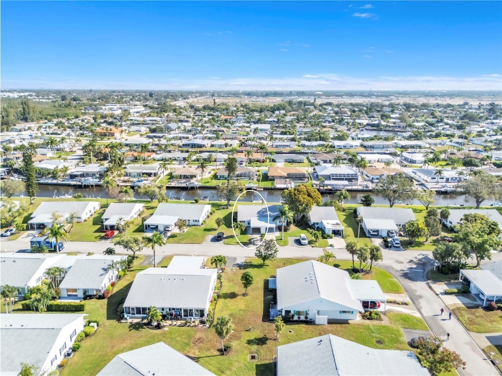 4515 Mount Vernon Drive Bradenton FL 34210 V4946559 image2