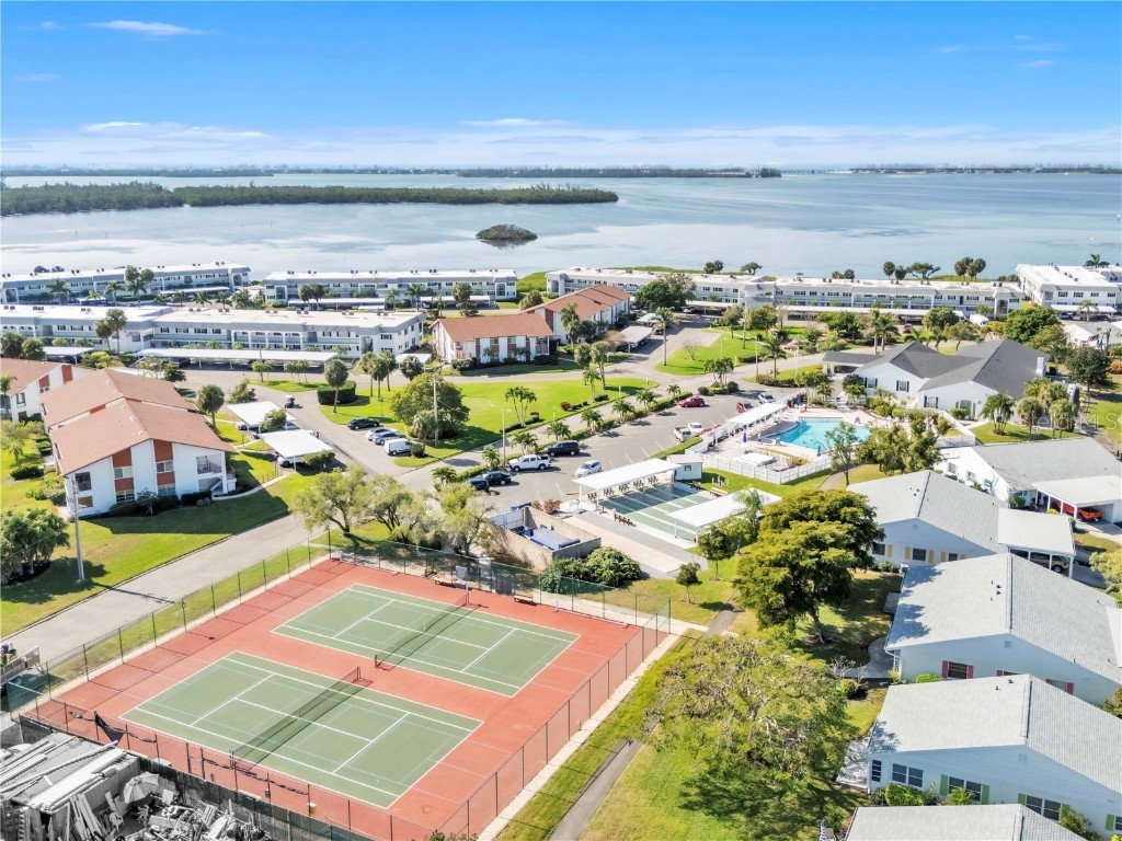 4515 Mount Vernon Drive Bradenton FL 34210 V4946559 image28