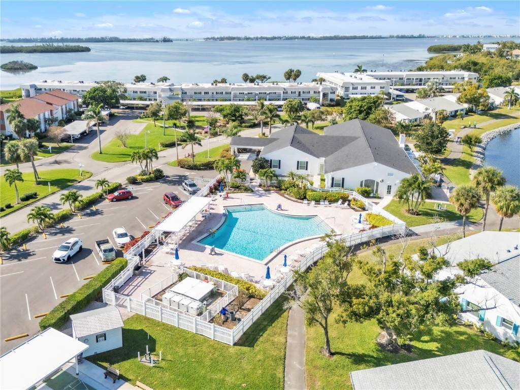 4515 Mount Vernon Drive Bradenton FL 34210 V4946559 image30