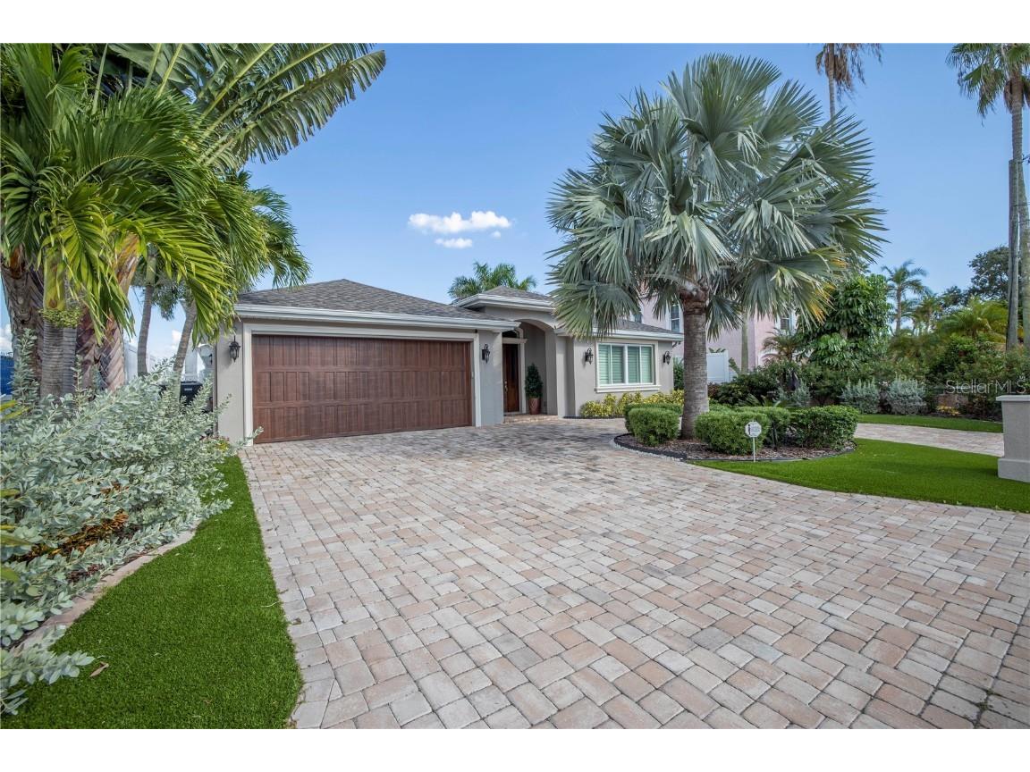 4515 Plaza Way Saint Pete Beach FL 33706 - BOCA CIEGA BAY U8139572 image1