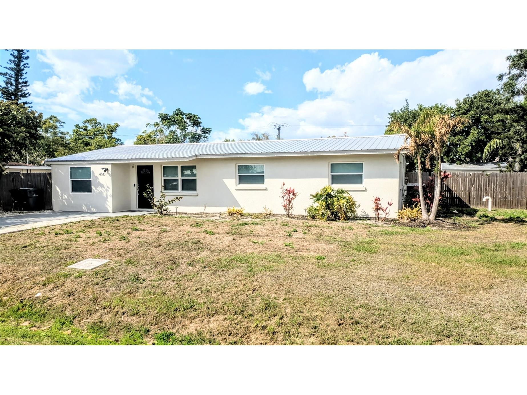 4515 Spahn Street Sarasota FL 34232 A4685383 image1