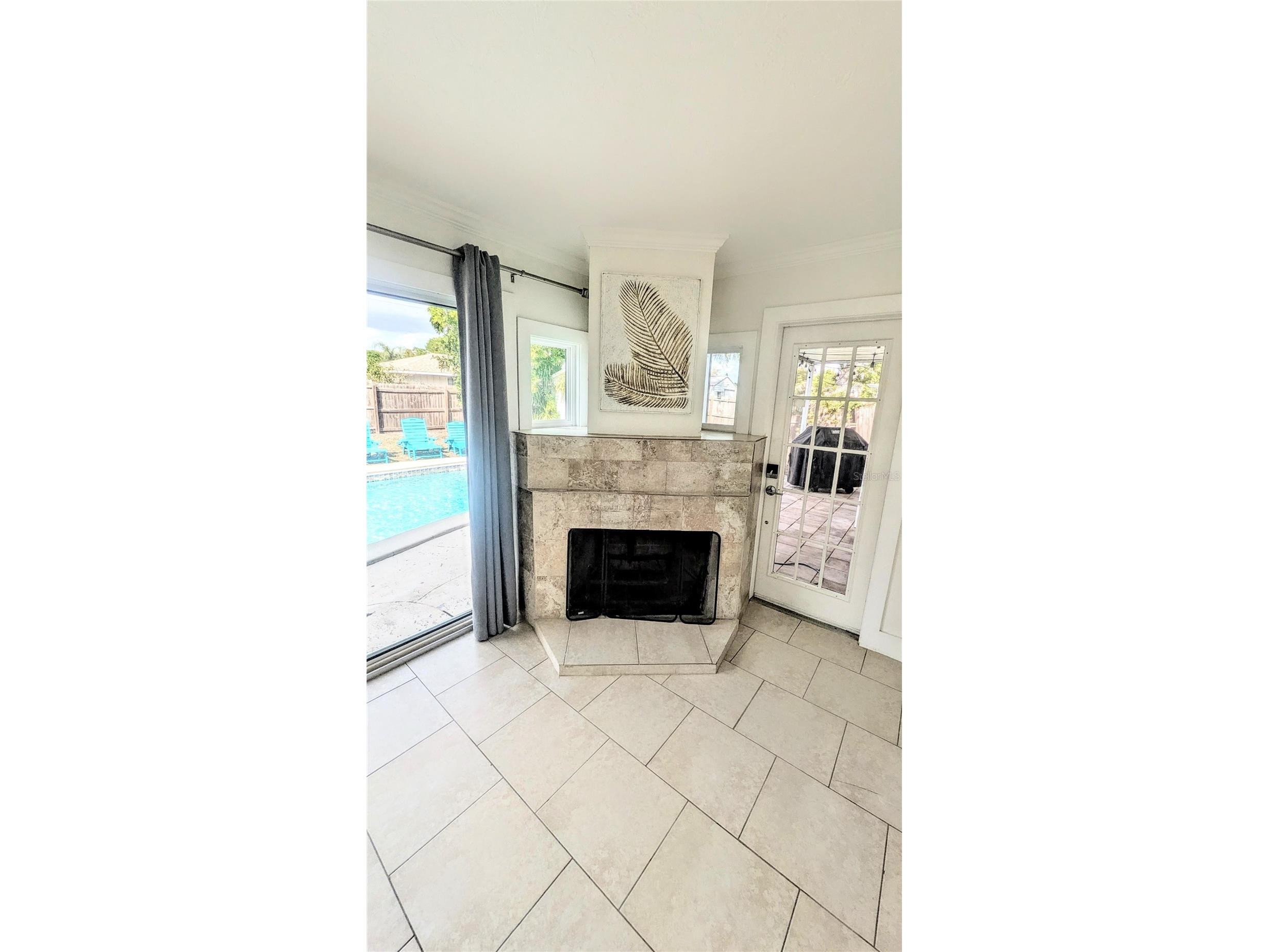 4515 Spahn Street Sarasota FL 34232 A4685383 image13
