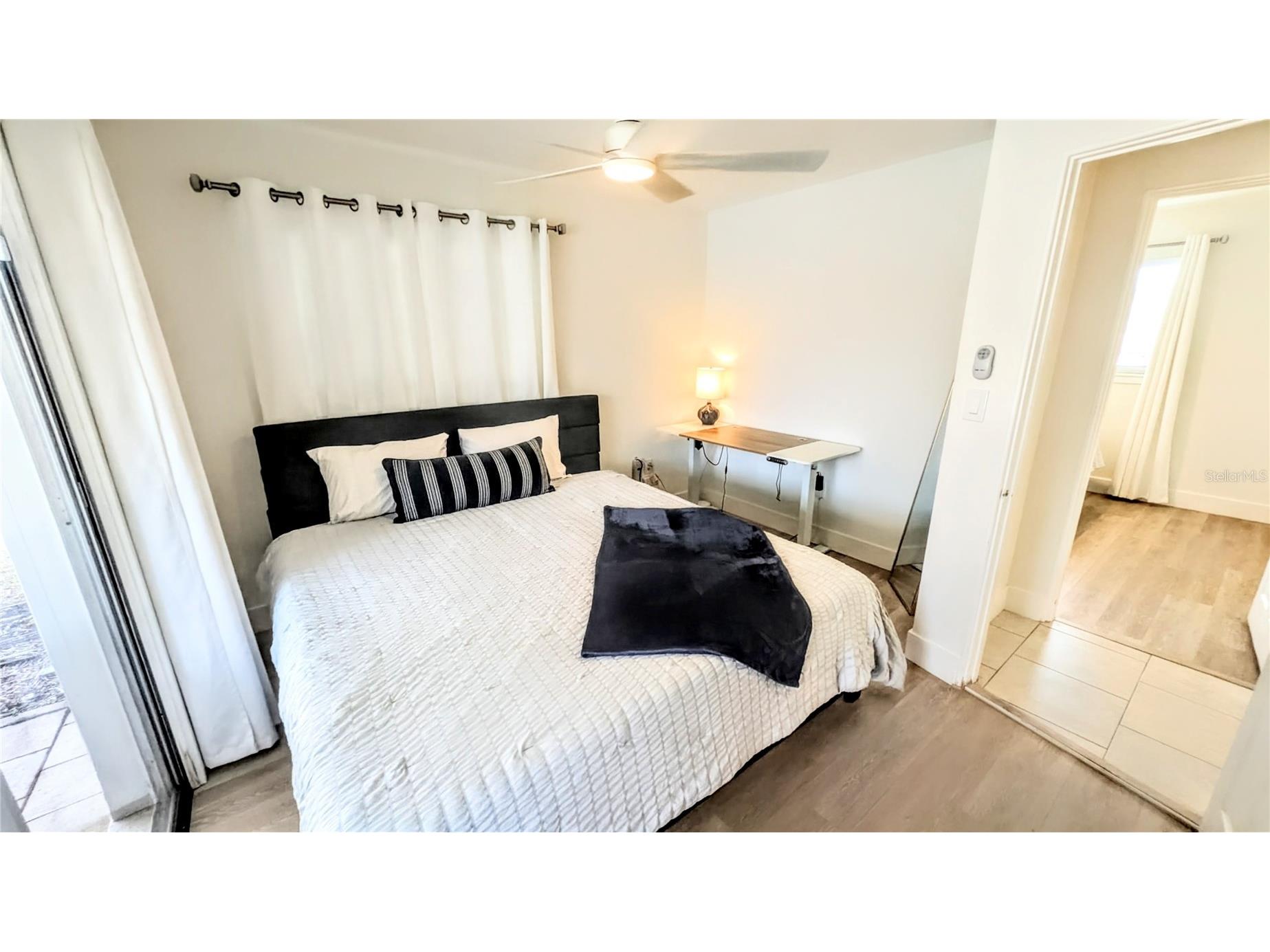 4515 Spahn Street Sarasota FL 34232 A4685383 image23