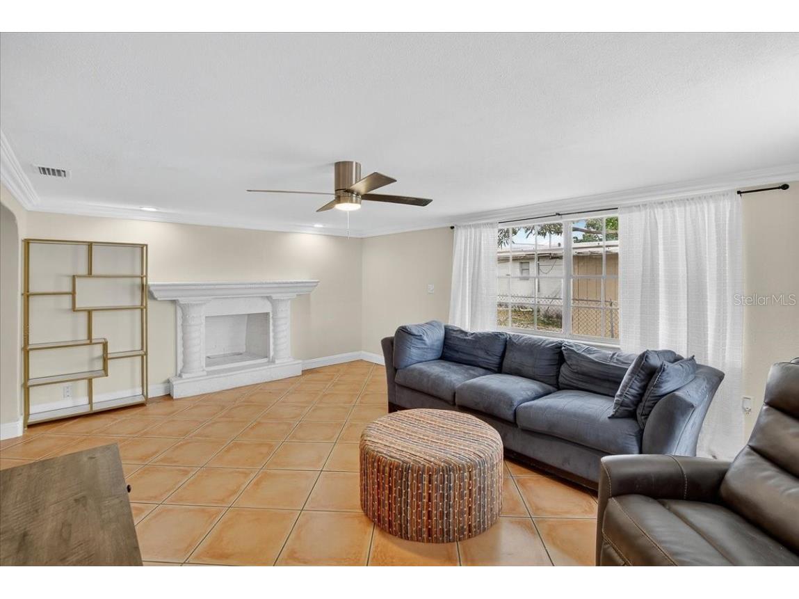 4515 W North Street Tampa FL 33614 TB8446262 image2