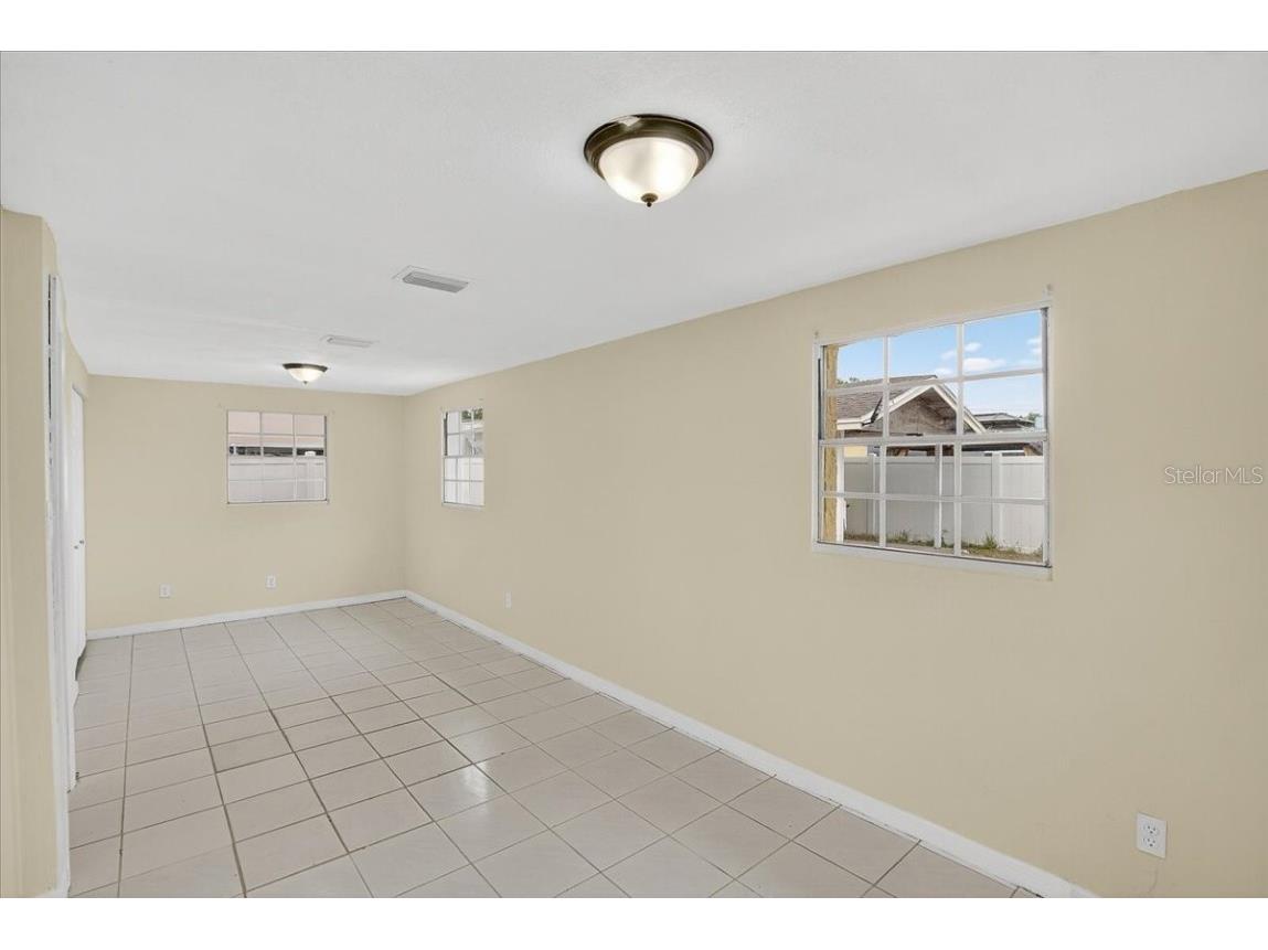 4515 W North Street Tampa FL 33614 TB8446262 image28