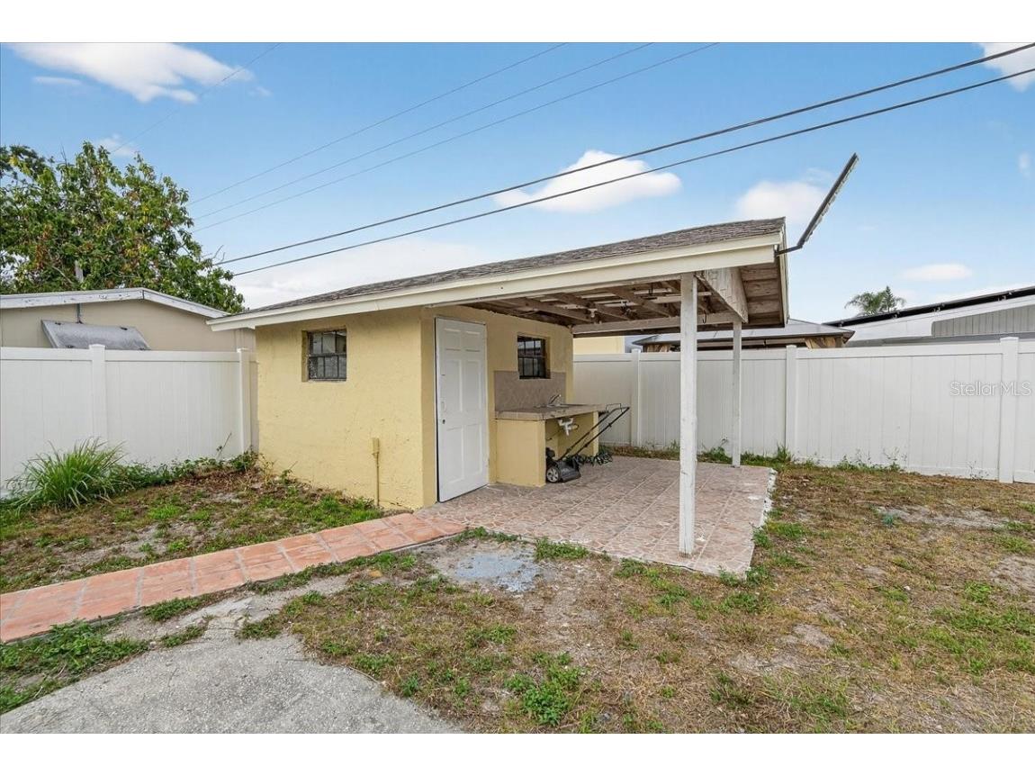 4515 W North Street Tampa FL 33614 TB8446262 image36