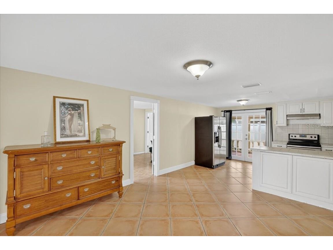 4515 W North Street Tampa FL 33614 TB8446262 image6