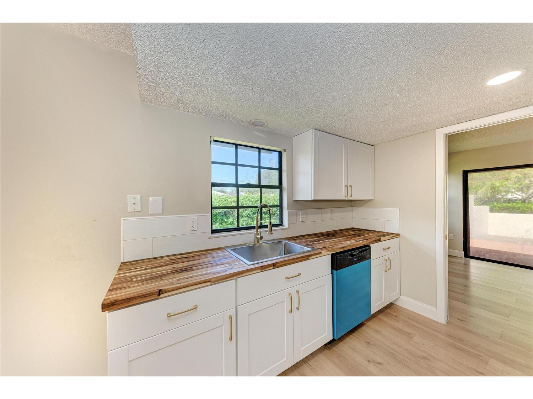 4515 Winston Lane N #47 Sarasota FL 34235 A4697979 image10