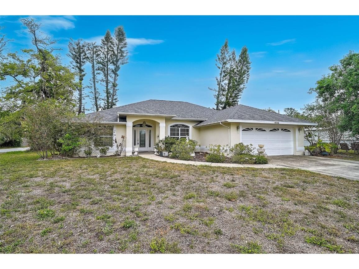 4516 27th Avenue W Bradenton FL 34209 A4648566 image1