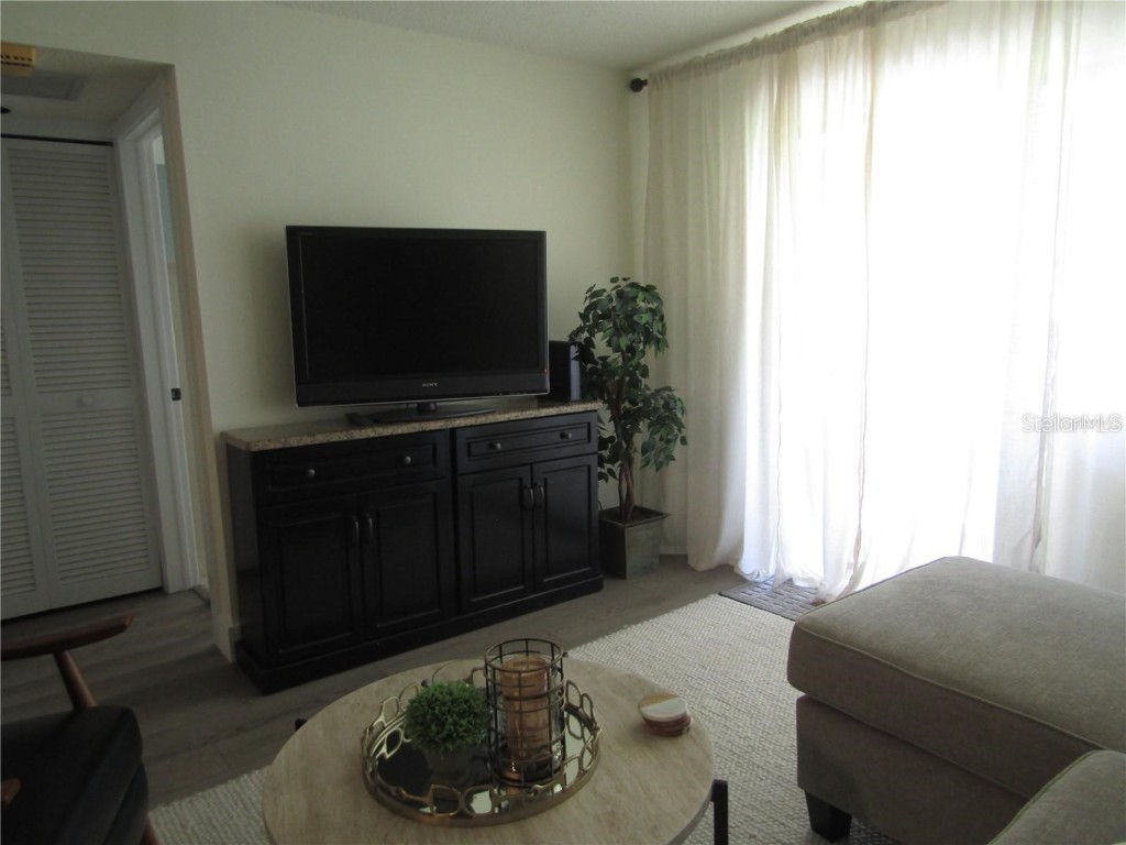 4516 Longwater #29 Sarasota FL 34235 A4651087 image11