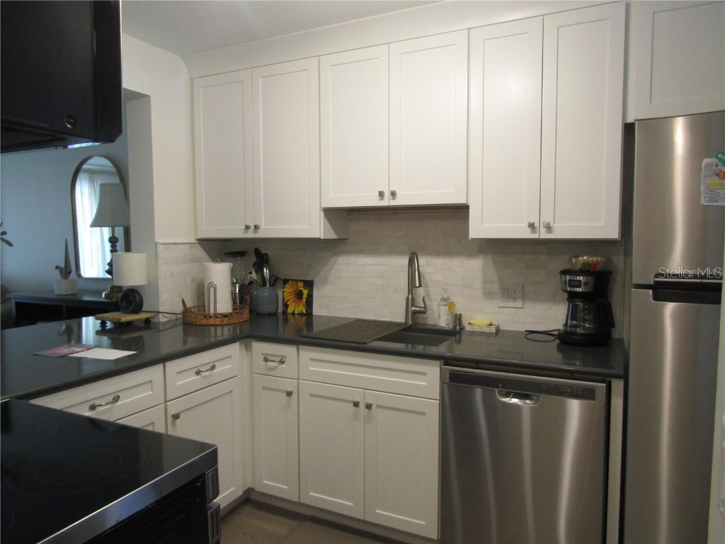 4516 Longwater #29 Sarasota FL 34235 A4651087 image5