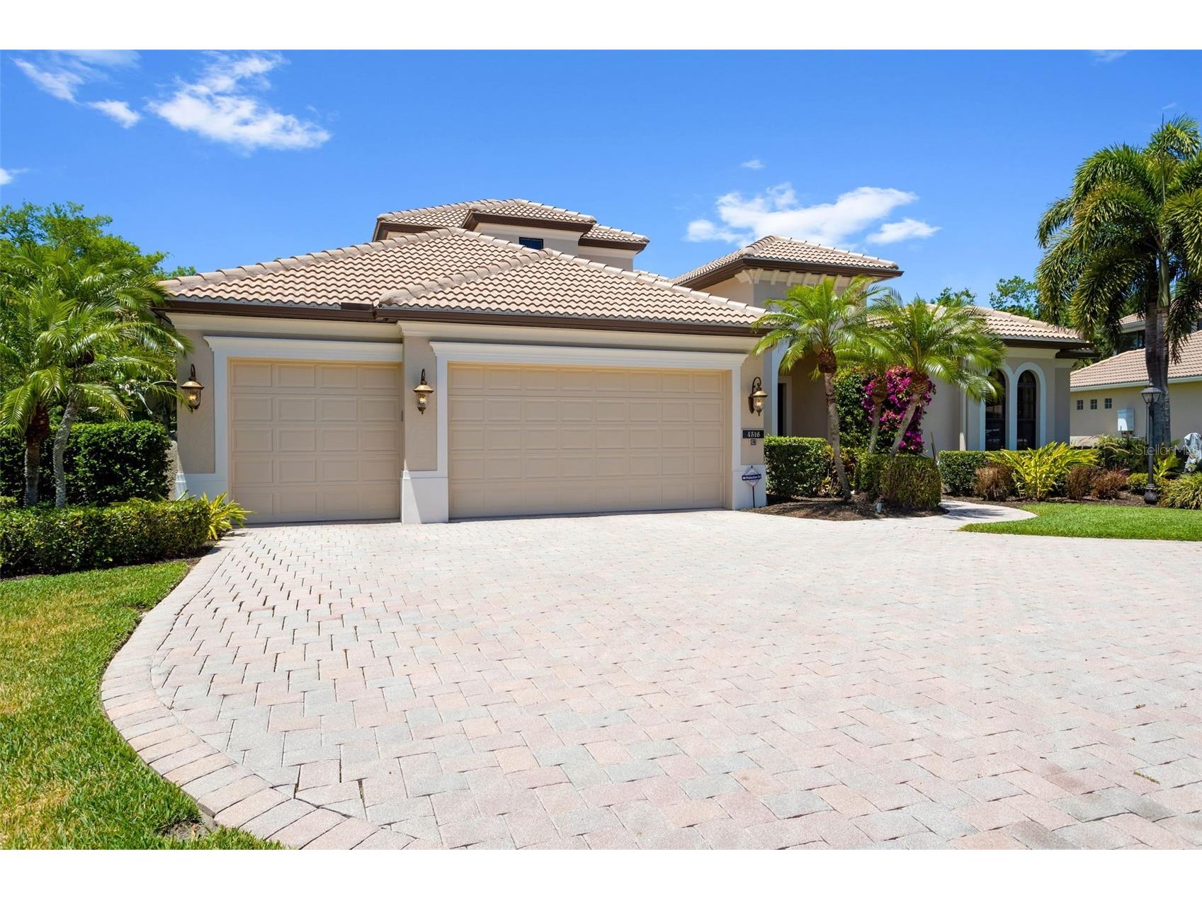 4516 Tuscana Drive Sarasota FL 34241 A4693430 image6