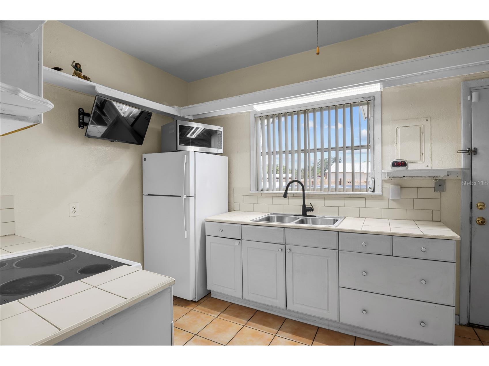 4517 Kenilworth Boulevard Sebring FL 33870 P4939227 image2