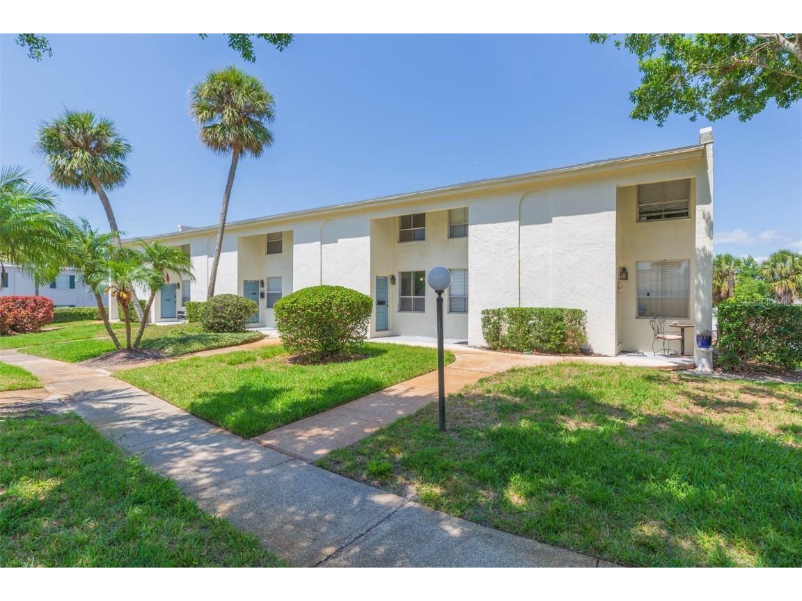 4517 La Capri Court Tampa FL 33611 TB8388615 image1