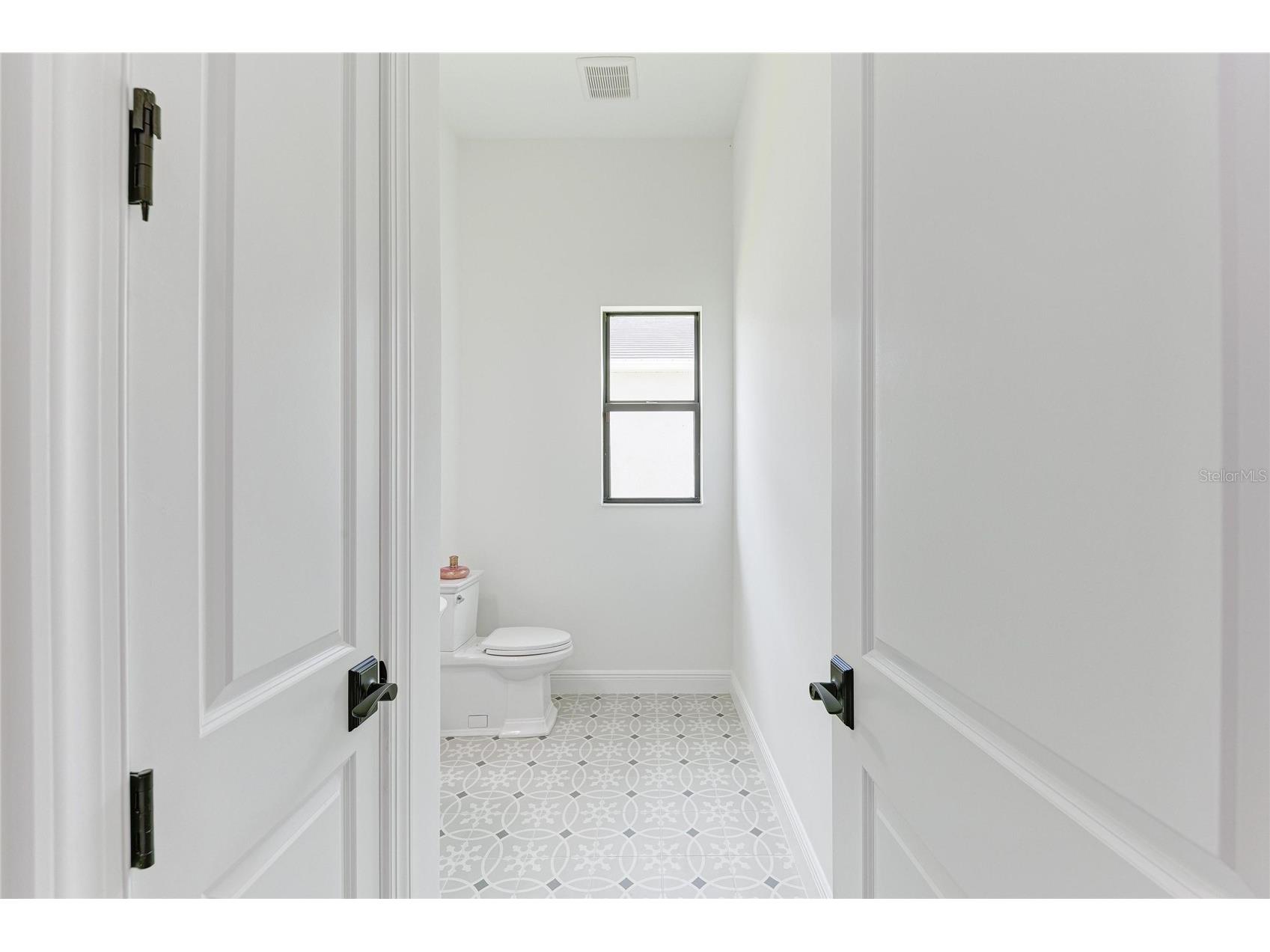 4517 Mondrian Court Sarasota FL 34240 A4696495 image25