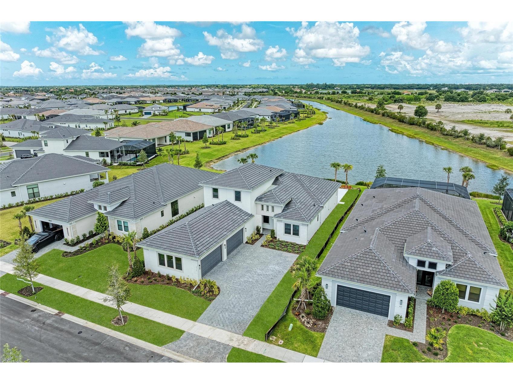 4517 Mondrian Court Sarasota FL 34240 A4696495 image3