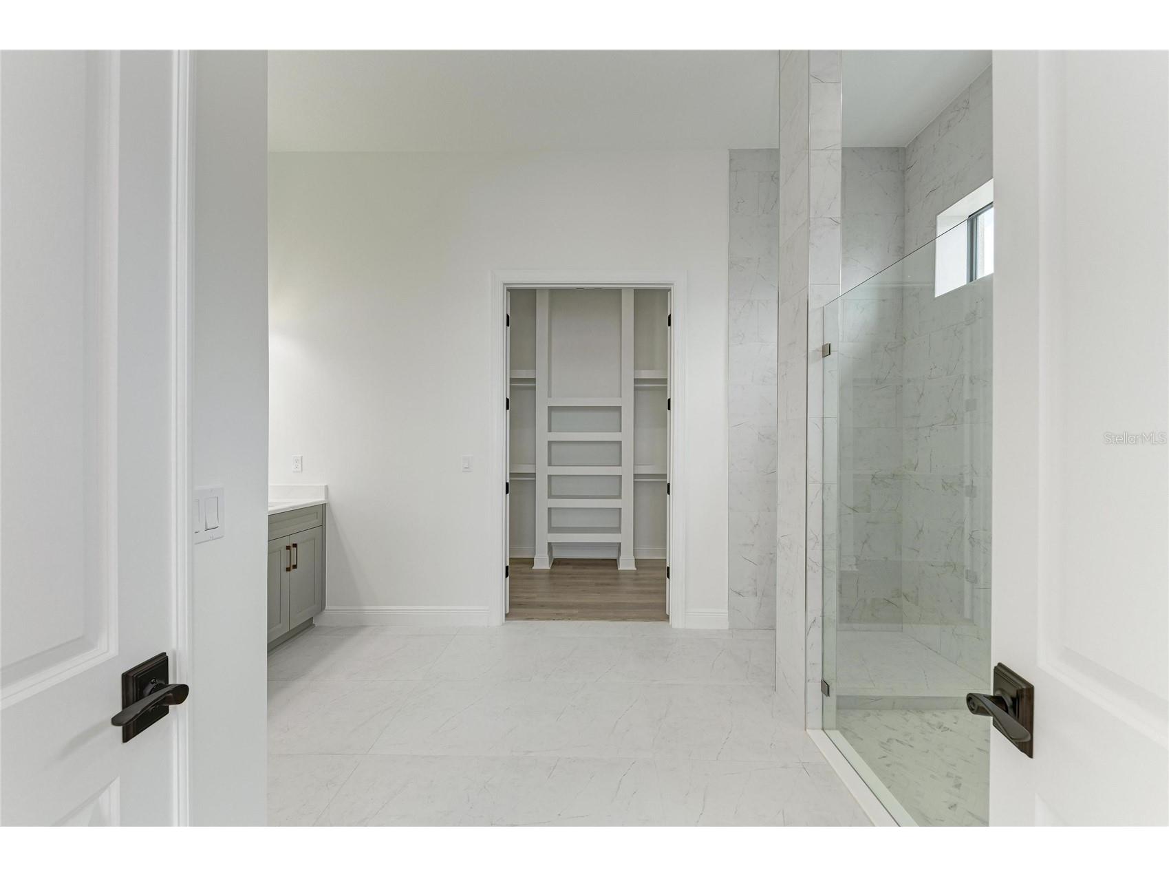 4517 Mondrian Court Sarasota FL 34240 A4696495 image33