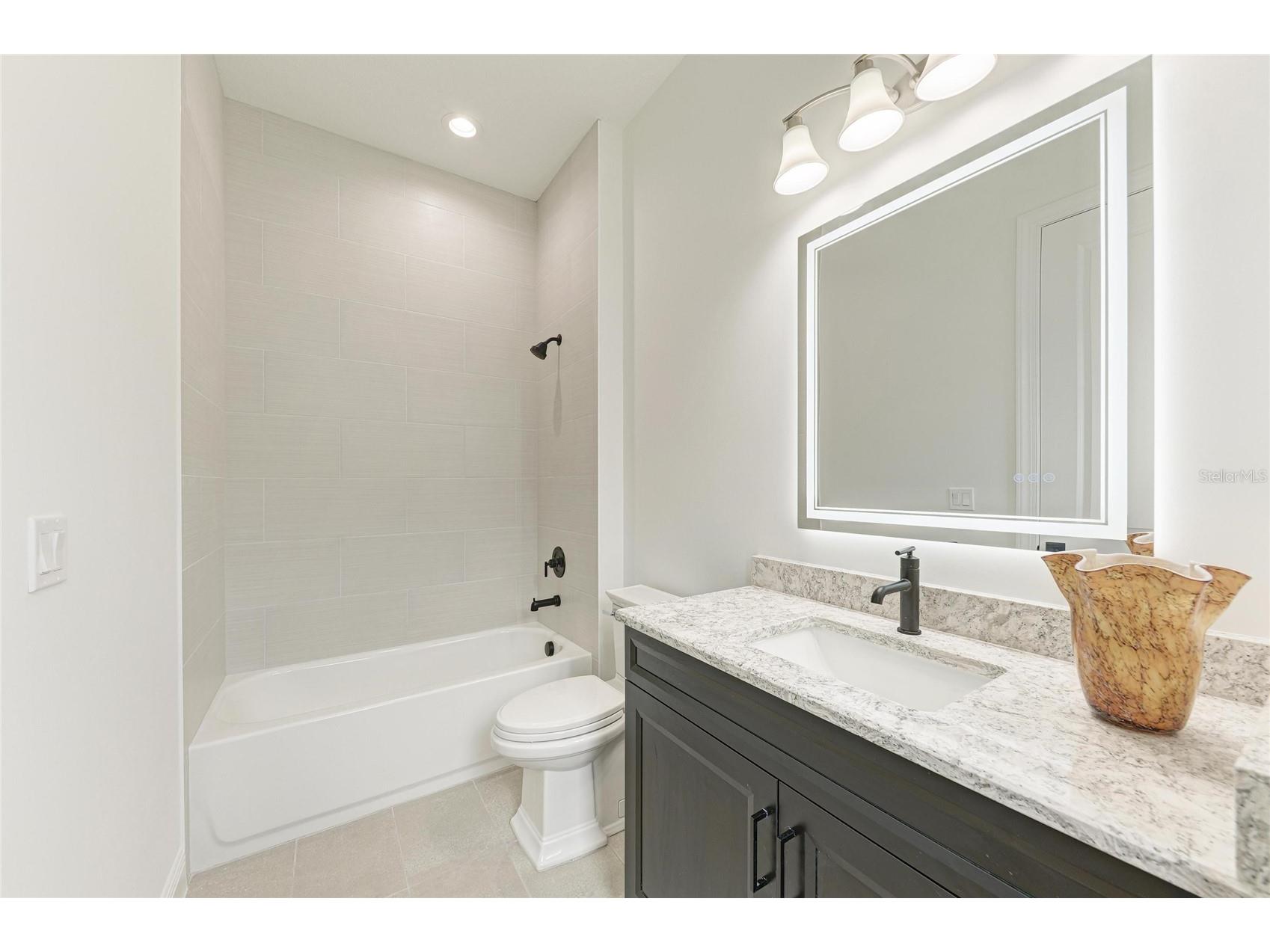 4517 Mondrian Court Sarasota FL 34240 A4696495 image57