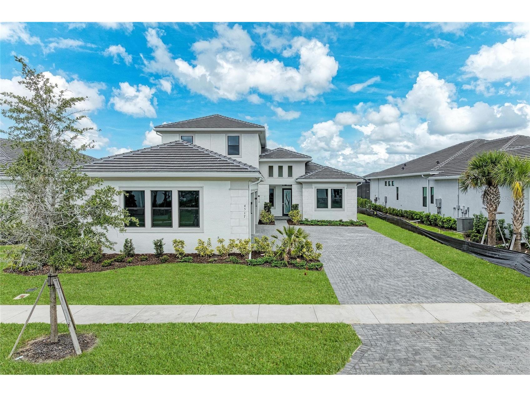 4517 Mondrian Court Sarasota FL 34240 A4696495 image82