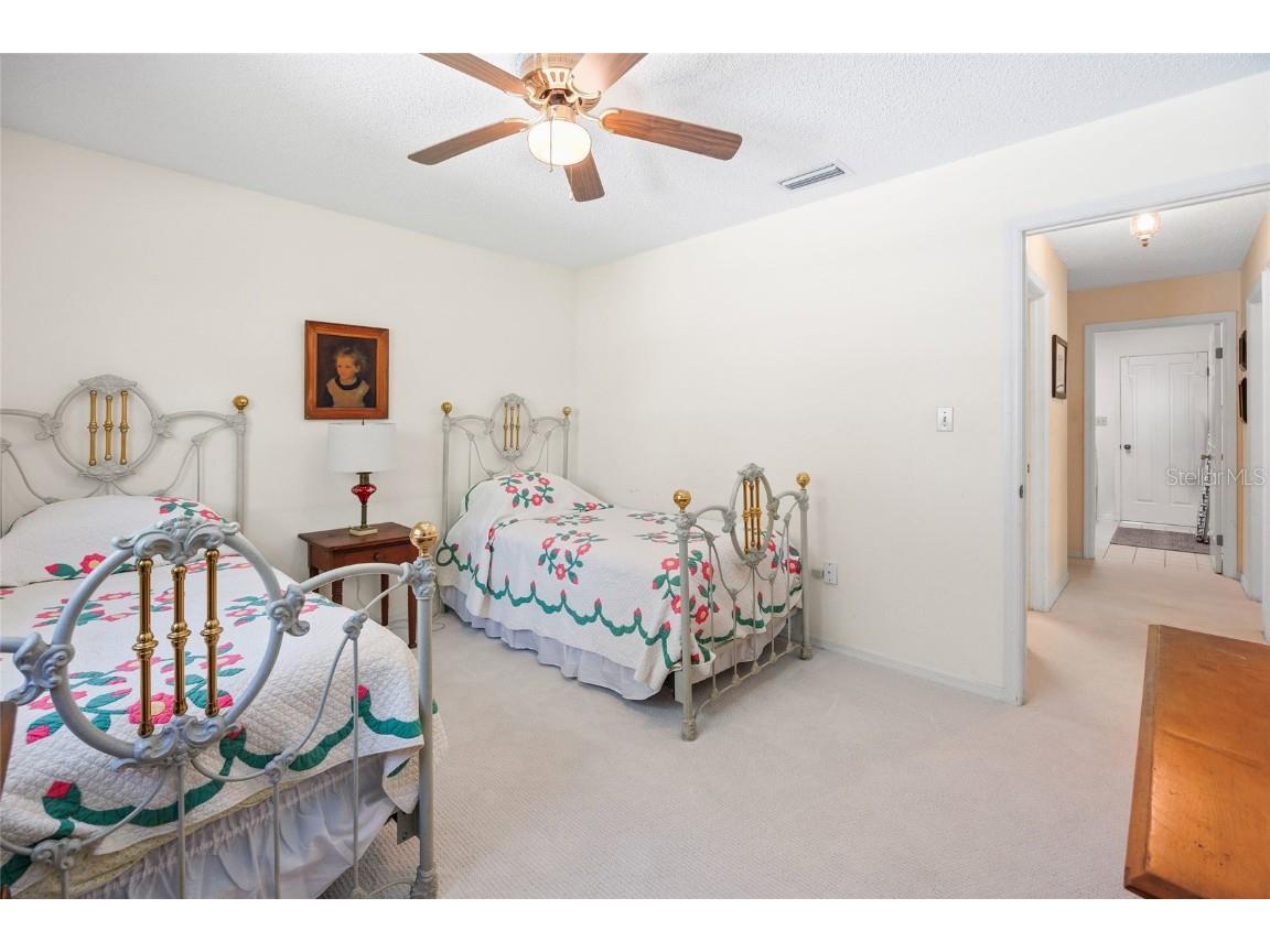 4517 SE 2nd Place Ocala FL 34471 OM711849 image32