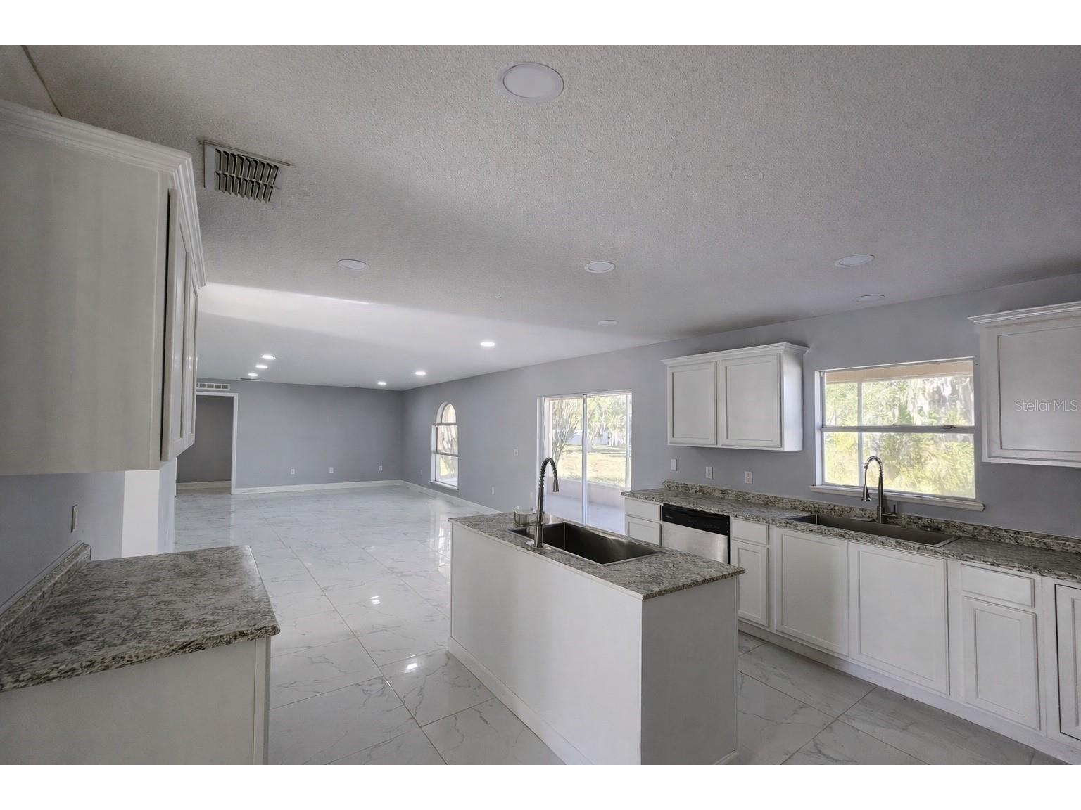 4517 SE 31 Place Ocala FL 34480 OM715930 image7