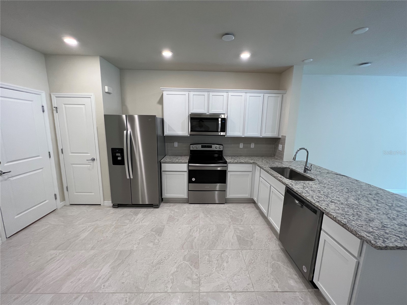 4517 Sparkling Shell Avenue Kissimmee FL 34746 O6408117 image11