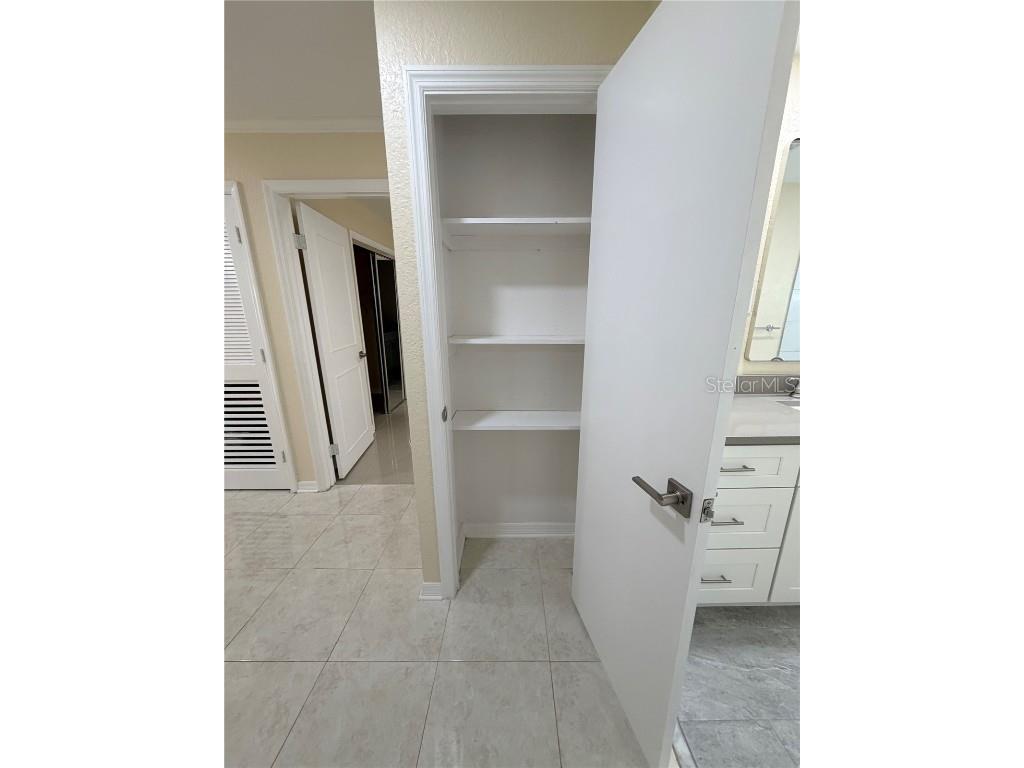 4518 24th Avenue S Saint Petersburg FL 33711 TB8452333 image6