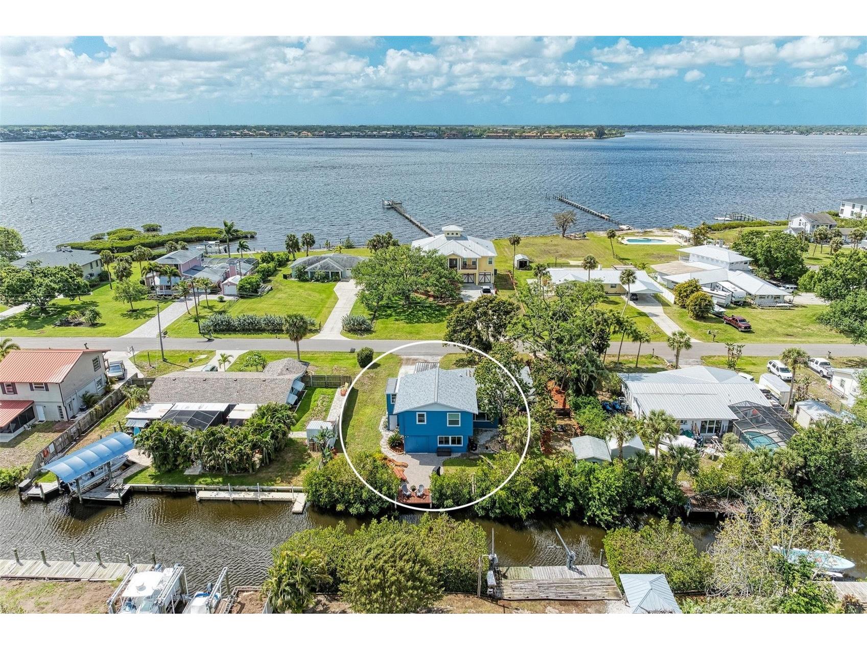 4518 7th Street Court E Ellenton FL 34222 A4689713 image1