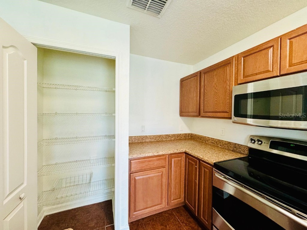 4518 Ashburn Square Drive Tampa FL 33610 TB8440307 image6