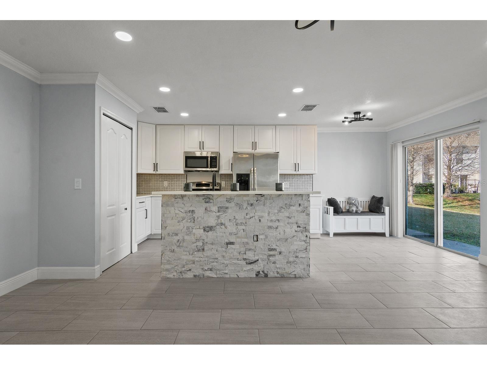 4518 Ashburn Square Drive Tampa FL 33610 TB8472001 image5