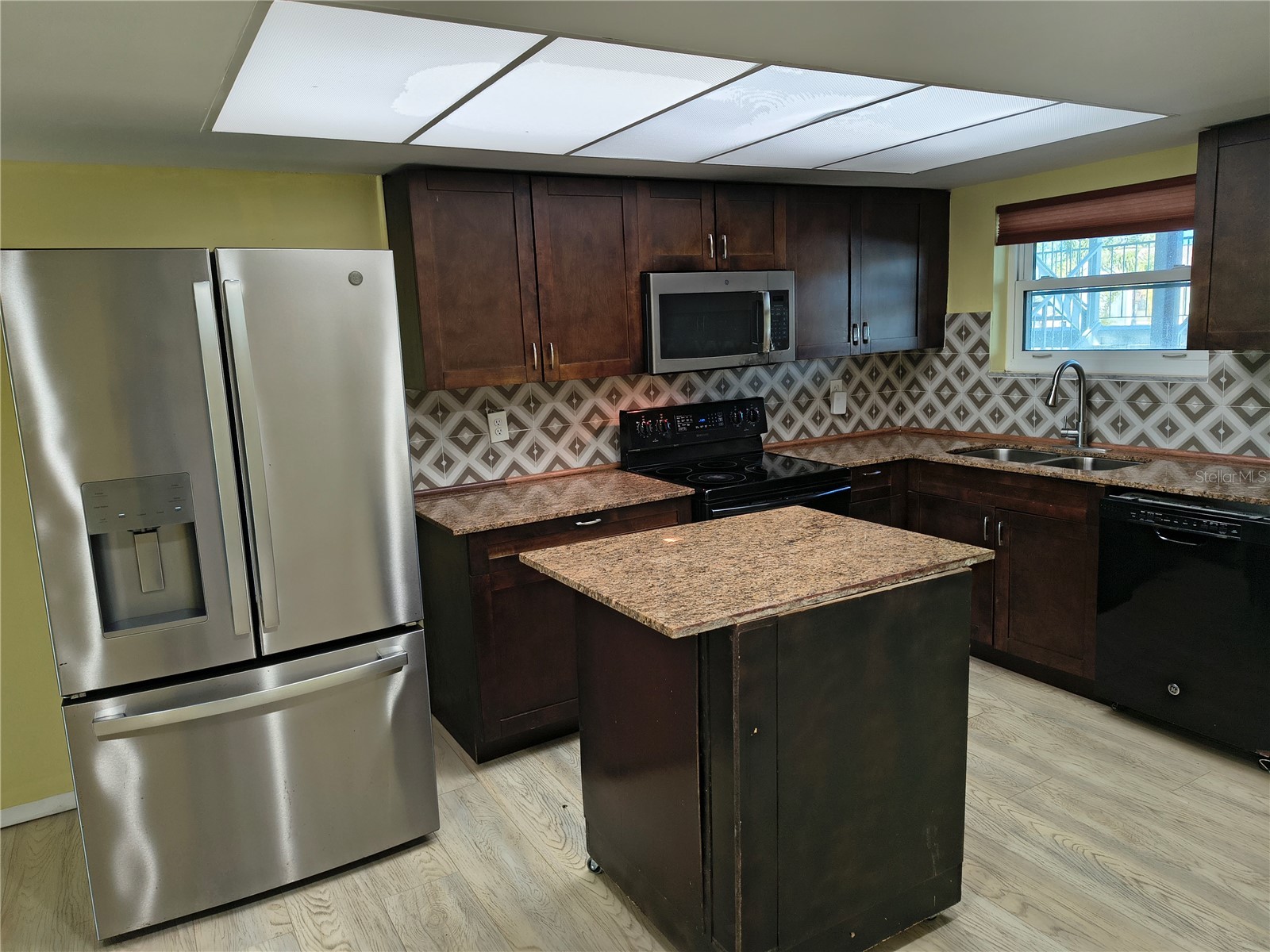 4518 Garnet Drive #202 New Port Richey FL 34652 - NORTH CHANNEL TO GULF W7878435 image3